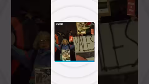 احتجاجات ضد الاحتلال خلال مرور شعلة الأولمبياد