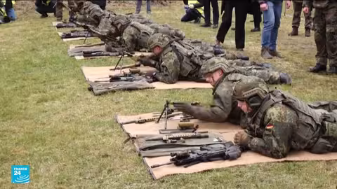 قمة الناتو في لاهاي: خطط لزيادة الإنفاق الدفاعي