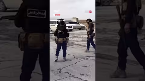 مشاهد خاصة من معبر نور علي الإنساني في عين العرب