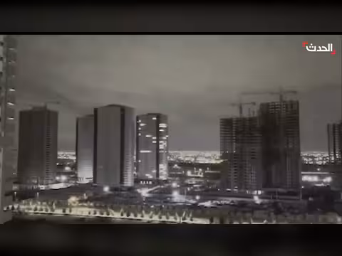 أضاءت سماء طهران بعد قصف متتال