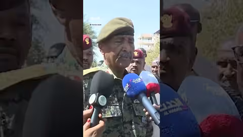 برهان لأهالي الفاشر: قادمون إليكم