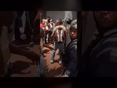 اشتباكات بين الشرطة والمتظاهرين في فنزويلا