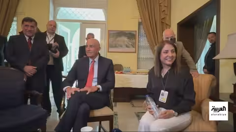 إلقاء قنبلة صوتية في صالون حلاقة خلال اقتحام إسرائيلي لرام الله