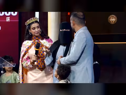 السحب على سيارة نيسان 2025 في ختام برنامج «الباب الكبير»