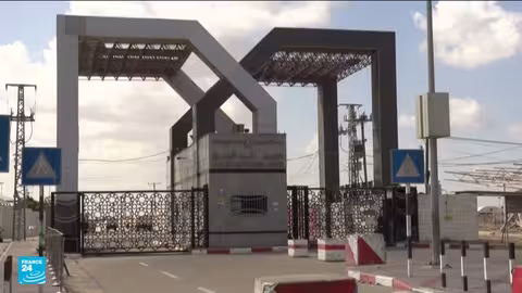 إسرائيل تعلن فتح معبر رفح لخروج سكان غزة، ومصر تنفي الاتفاق