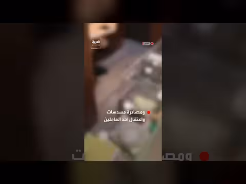 اقتحام الجيش الإسرائيلي محل مجوهرات واعتقال عامل في الظاهرية