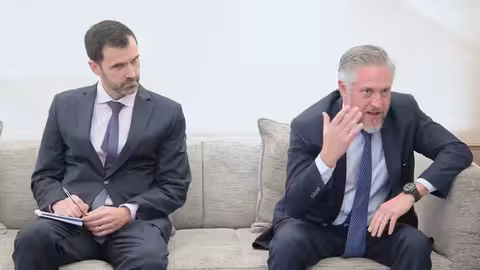 طارق صالح يناقش مع سفير الاتحاد الأوروبي الأوضاع اليمنية