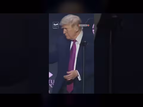 ترمب يؤدي رقصته الشهيرة بعد خطابه في أريزونا