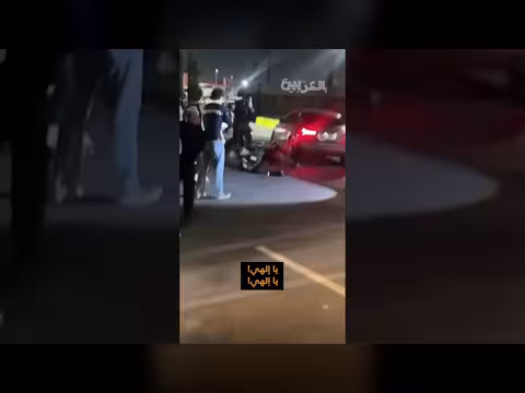 مصور يصاب في حادث تصادم مع سيارة خلال احتجاجات مركز احتجاز المهاجرين