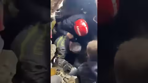 انهيار مبنى في طرابلس اللبنانية: 9 وفيات ومسيرات غاضبة