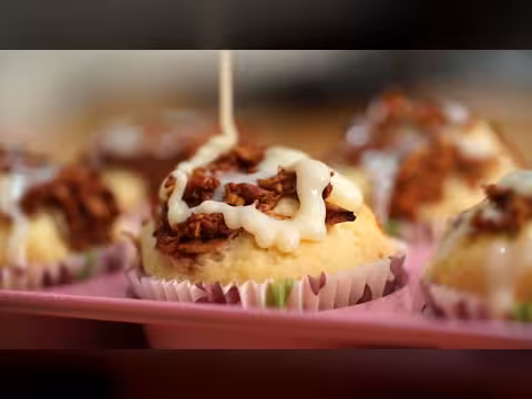 كب كيك التفاح من منال العالم: وصفة سهلة ولذيذة