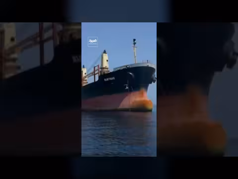 الحرس الثوري يغير قواعد المرور عبر هرمز