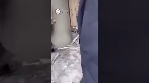 بزشكيان يزور مقر الإذاعة والتلفزيون الإيراني بعد قصف إسرائيلي