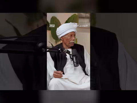 مصطفى الخليفة يروي تأسيس فرقة الأصدقاء المسرحية