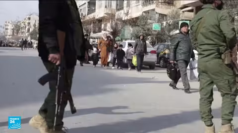 تجدد الاشتباكات في حلب بعد قصف الجيش السوري لأحياء كردية