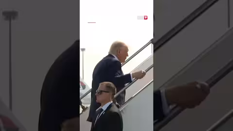 ترمب يغادر ماليزيا لاستكمال جولته الآسيوية