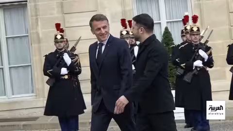 زيلينسكي وماكرون يبحثان خطة السلام الأمريكية وشروط إنهاء الحرب في أوكرانيا