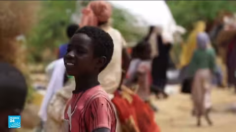 السودان: شهود عيان يصفون انتهاكات في الفاشر وفرار المدنيين إلى تشاد