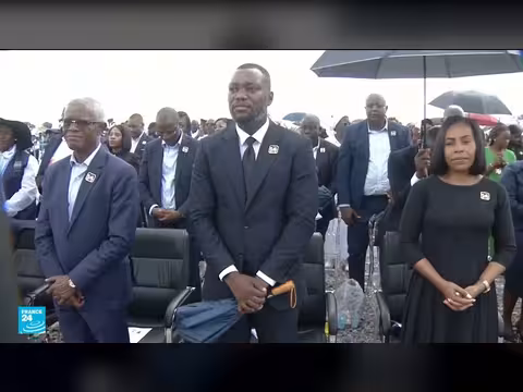 بابا لاوون الرابع عشر في أنغولا