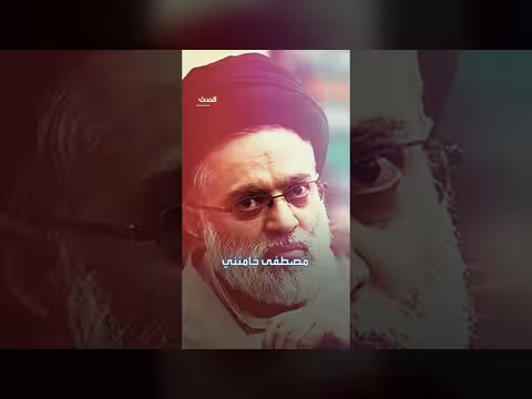 موقع إيراني يكشف هوية الرجل المقنع في جنازة خامنئي