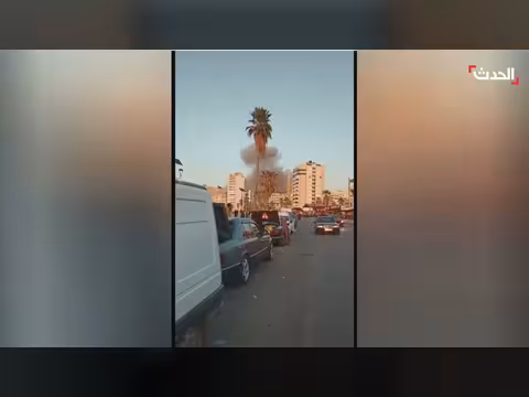 غارة إسرائيلية على صيدا جنوب لبنان. . تصاعد أعمدة الدخان