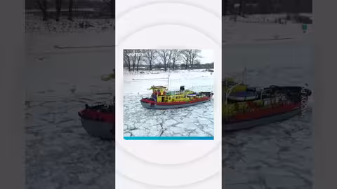 كاسحات الجليد تفتح مجرى نهر فيستولا في بولندا