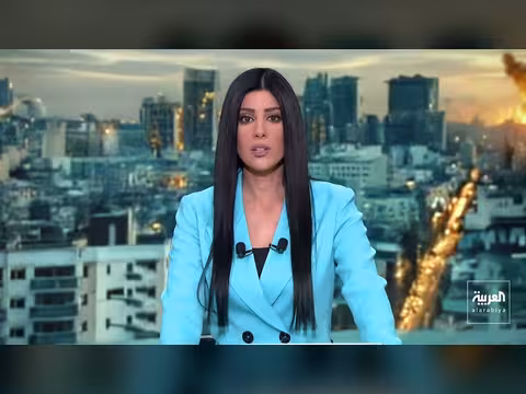 دخان كثيف جنوب إسرائيل بعد هجوم صاروخي إيراني