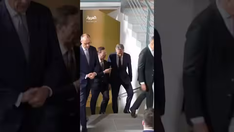 فرنسا تقود الدبلوماسية الأوكرانية وتواجه خلافات مع واشنطن