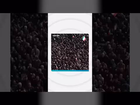 آلاف الإيرانيين يشيعون قتلى الغارات الأمريكية - الإسرائيلية