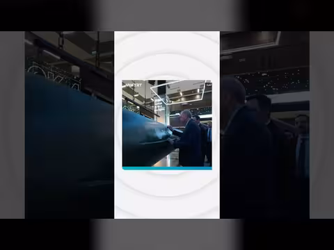 أردوغان يوقع على صاروخ طيفون بلوك-4