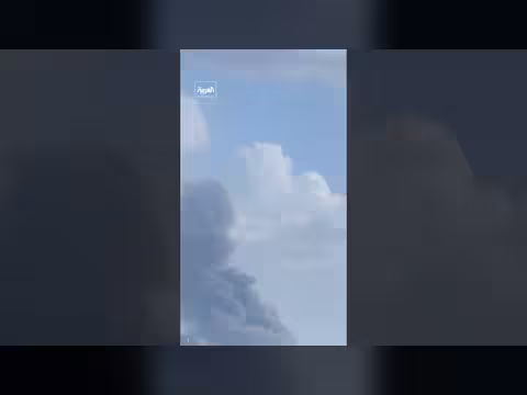 قصف عنيف يستهدف مصانع الصلب في الأحواز جنوب غرب إيران