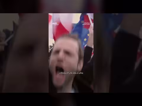 تلاعب العواطف: بناء أم هدم للأمم