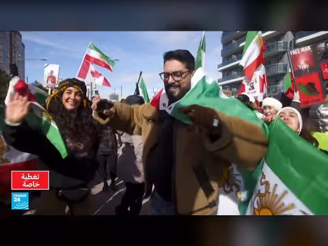 احتفالات في إيران والشتات بمقتل المرشد الأعلى علي خامنئي