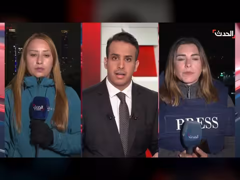 حزب الله يطلق 100 صاروخ باتجاه إسرائيل وهدوء حذر في لبنان