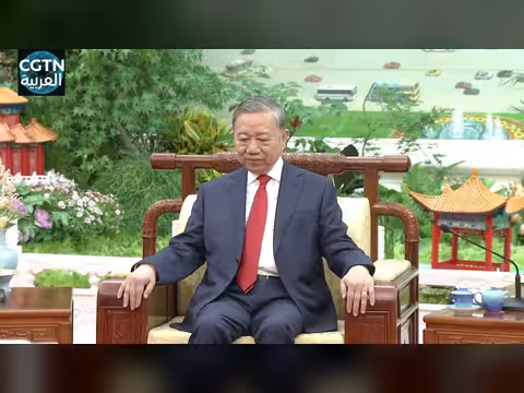 شي جين بينغ يقيم مراسم وداع للرئيس الفيتنامي تو لام