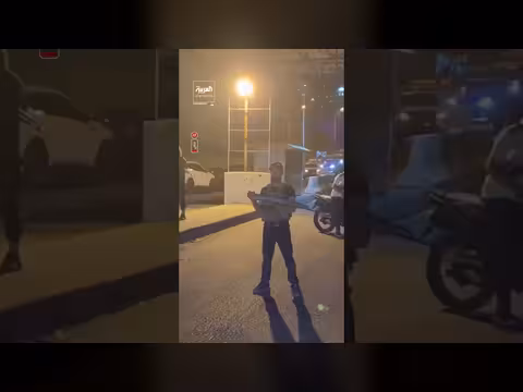 تظاهرة تطالب بطرد أنصار الأسد من حي المزة 86