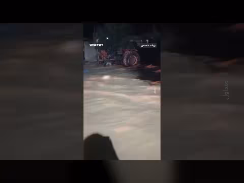 سيول جارفة تجتاح طرقات القريتين