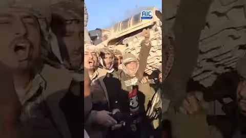 مشاهد: القوات الجنوبية تعامل أسرى من الجيش بمعايير إنسانية