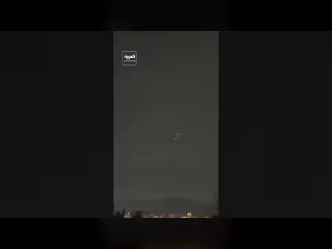 استهدافات مكثفة شمال شرق طهران ودوي انفجارات عنيفة