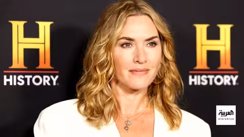 روبوتات صينية تدهش إيلون ماسك بعرض رقص بهلواني