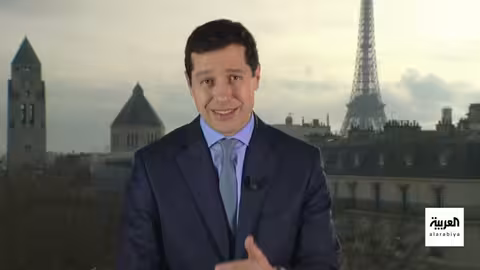 ترمب يستهزئ بماكرون ويهدده بعقوبات