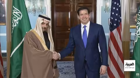 تسهيلات سعودية لسياح سقطرى