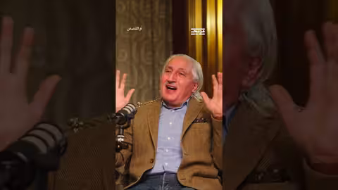 ما الذي منع حافظ إبراهيم من تجاوُز أحمد شوقي؟