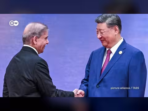 جيه إف - 17 ثاندر: محور صفقات مليارية لباكستان