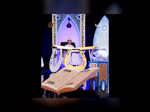 تلاوة مؤثرة لآيات من سورة الرحمن بصوت الزبير أحمد