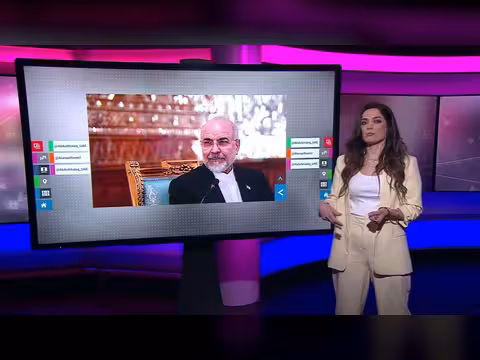 تغريدة أكاديمي إماراتي تشعل جدلاً حول القواعد الأمريكية في الخليج