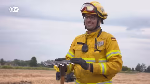 وثائقي | حرائق الغابات وأزمة المناخ - كيف تساعد التكنولوجيا في مقاومة الحرائق؟ | وثائقية دي دبليو