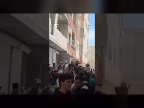 السوريين يحتفلون بالقبض على أمجد يوسف