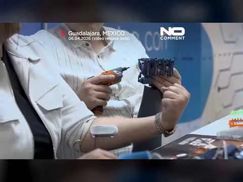 باحثون مكسيكيون يطورون ذراع روبوتية سهلة الاستخدام