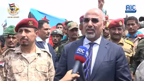 الرئيس الزُبيدي يزور متحف ردفان العسكري في لحج بمناسبة ذكرى ثورة أكتوبر